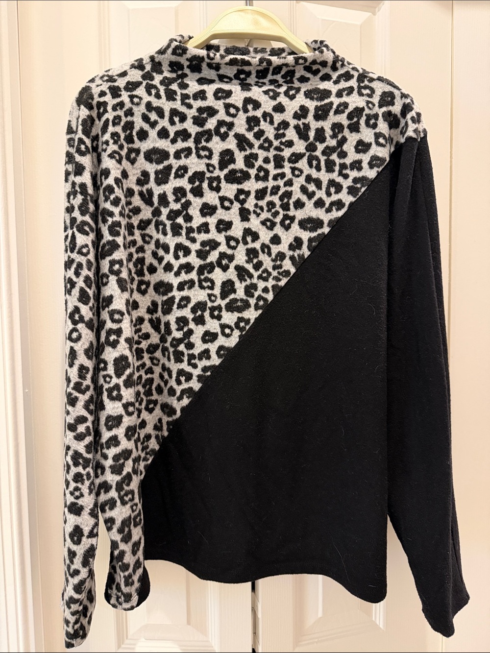 Vince Camuto Black and White Leopard-Panel Turtleneck Sweater